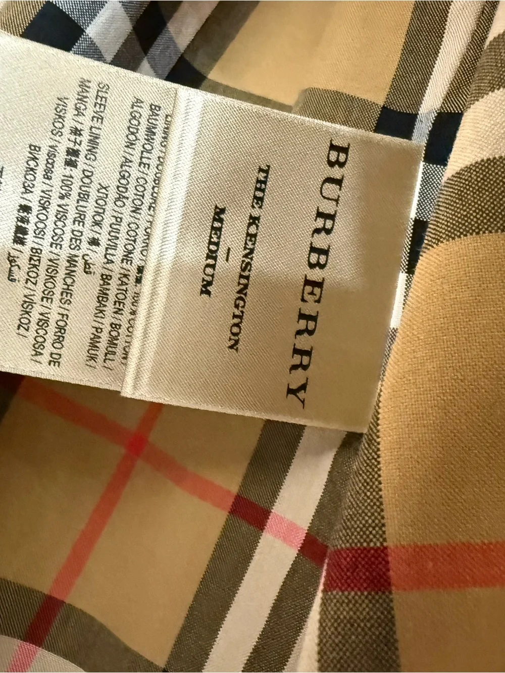 Burberry Beige and Black Plaid Kensington Trench Lining - Picture 3 of 5